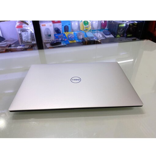 Dell XPS 13 9370 US