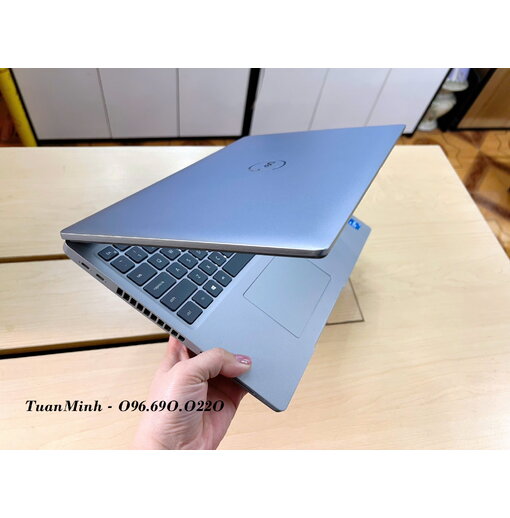 Laptop Dell Latitude 5520 - Core i5 1135G7 đời mới