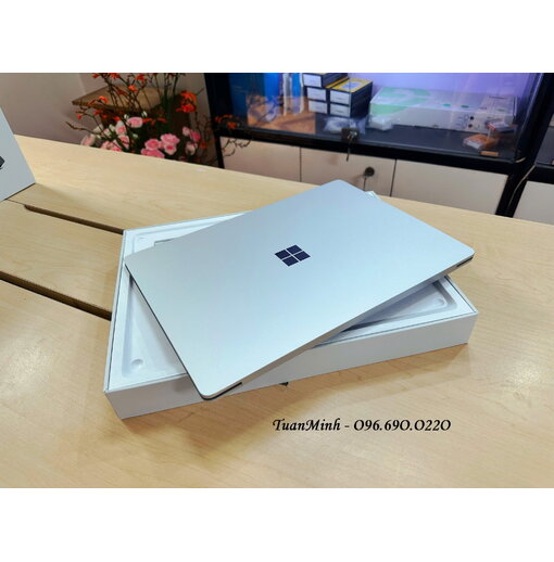 Surface Laptop 4