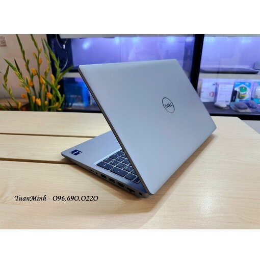 Dell Precision 3570 Core i7 1255U