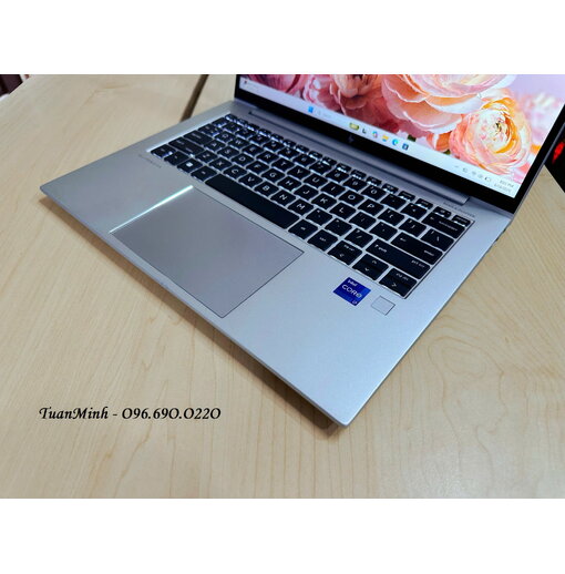 HP elitebook 840 G9